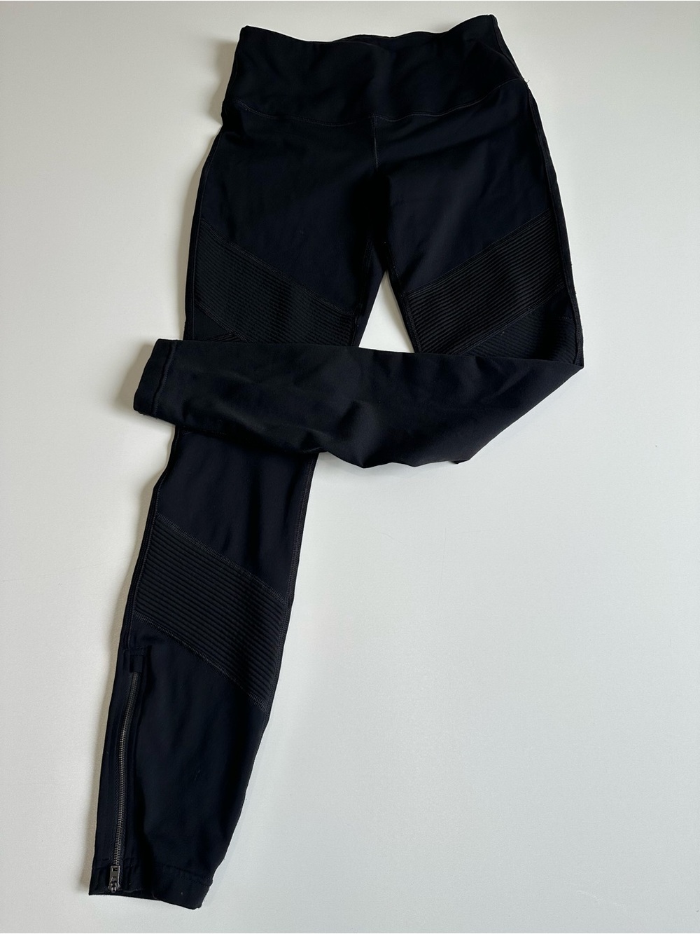 Athleta Delancey Moto Tight Women's Activewear Leggings Sz S - Color Black - Picture 12 of 15